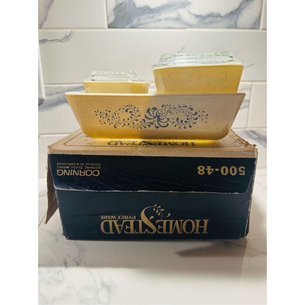 1960 Pyrex “HOMESTEAD" 500- 48 Refrigerator Dish Set 5 Ribbed Lids Box Including - Picture 3 of 9